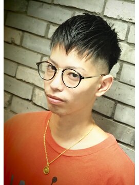 ナップ(NAP) スキンフェードカジュアルクロップ