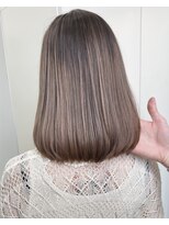 アライブ キチジョウジ(ALIVE Kichijoji)&nbsp;イメチェンエアータッチバレイヤージュカラーグレージュ