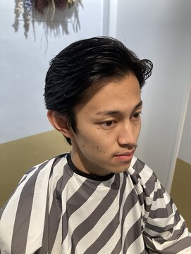 カムレイドフォーライフ(COMRADE 4 LIFE) サラッと流す　メンズミディアム　担当松尾