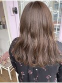 明るめベージュ♪♪