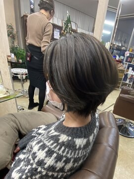 スーペリオル(Superior) 大人ショートレイヤー