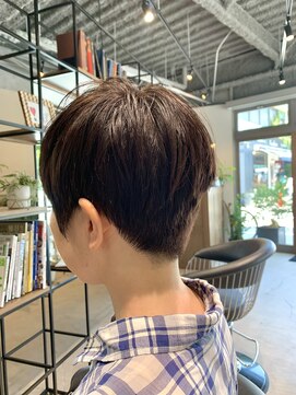 ユリイカビヨウシツ ベリーショート