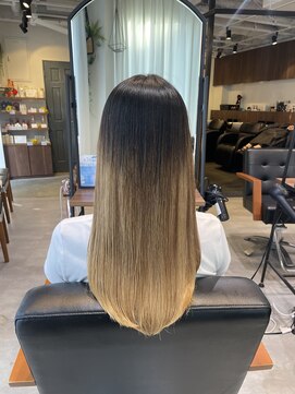 フォルテ 表参道店(FORTE) ブリーチ縮毛矯正