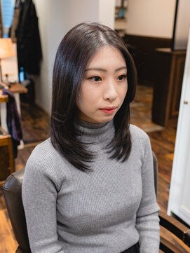 ヘアデザイン ステラ(hair design sTella) ☆ディープブラウンカラーにミディアムレイヤースタイル☆