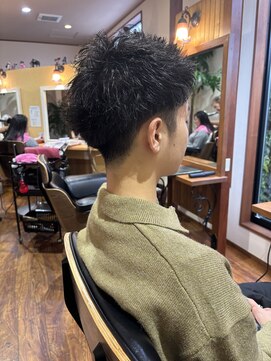 モア美容室 スパイキーショート