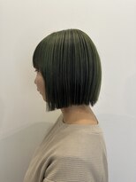 ゼンドットカラスマ(Zen.karasuma)&nbsp;アンブレラカラー×ボブ×グリーン20代30代40代