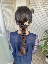 編み下ろし　ローポニー　参列ヘア