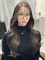 ロムーク 表参道(LOMKH)&nbsp;エクステで叶うレイヤーカット×グレージュカラー