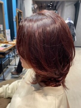 リア ウルル(Ria ulu.ru) レイヤーカット/大人ミディアムレイヤー/エドルカラー/透明感