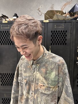 アチーブティルスマートサロン 豊川末広通店(achieve till Smart Salon) ハイトーンミルクティーベージュダブルカラー爽やかメンズカット