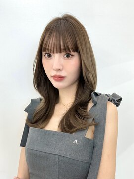 ガーデントウキョウ(GARDEN Tokyo) くびれヘア/ミディアム/レイヤー/オリーブベージュ/艶髪