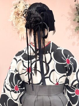 サロン ド ユーア(salon de yuua) 広島市中区大手町美容院 卒業式 謝恩会 袴着付け ヘアセット