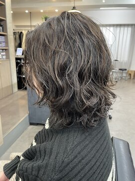 ユノ(juno) 【中目黒】ミディアムレイヤーパーマ☆オリーブベージュカラー