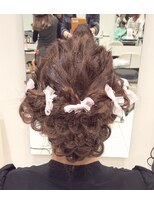 ケンジ 平塚 アネッタ(KENJE annetta)&nbsp;大人可愛いヘアアレンジ☆