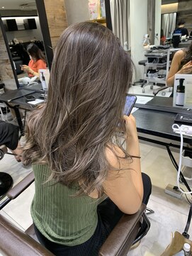 トルネード(TORNADO) ビターグレージュハイライトバレイヤージュ