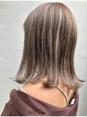 外国人風バレイヤージュ、ハイライトカラーアッシュグレージュ