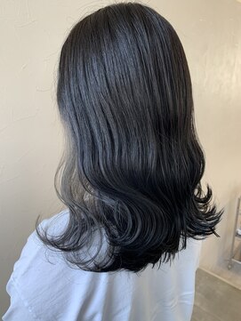 ルーツ(ROOTS) ブリーチあり/ブルーブラック×グレー