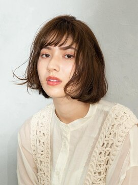 アース 新庄店(EARTH) フェミニンボブ