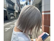 スパークスヘア(Sparks hair)の雰囲気（ハイトーンカラーはお任せください♪ 女優ミラーの鏡で綺麗に☆）