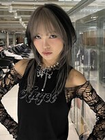 ロジ(loji) 黒を着る人のためのモードレイヤー