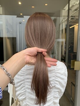 シキ 渋谷(siki) ハイトーン/ブリーチ/レイヤーカット/シアーカラー/渋谷/原宿