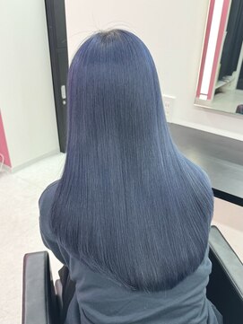 エゴ 池袋(EGO) 色落ちが緑にならないネイビーカラー