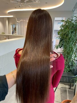 ビビバイベル(BiVi by BHEL) 桑名ロングレイヤーカットハッシュカット透明感カラー重めロング