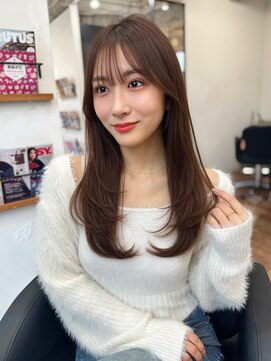 マインバイアフロートギンザ(MYNE by AFLOAT GINZA) 顔周りレイヤーカット／流れるサイドバング／ショコラブラウン