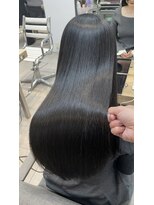 エラ(Ella)&nbsp;髪質改善×クリアブラック