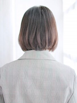 ヘアメイク ナル(hair make nalu) ダークカラーのモードボブスタイル