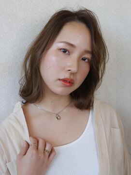 ノイ(neu) イマドキなほつれカールがお洒落な大人ミディ【静岡/髪質改善】