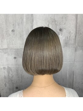 ハク(haku) [吉原勇気]ショートカット×透明感カラー