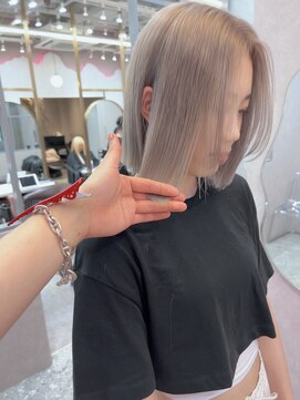 ロンド レア 天神大名店(Lond Le’a) 寒色カラー/インナーカラー/髪質改善トリートメント