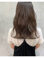 キチ(kichi.)&nbsp;[kichi.] ミディアム×シナモンベージュ