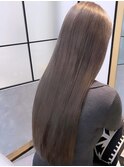 大人可愛いふんわり切りっぱなしロング×ラベンダーベージュ