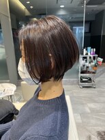 ステラバイケンジ(STELLA by KENJE)&nbsp;デザインカラーレイヤーカットウェットヘアオリーブベージュ