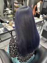 ジェニーバイメノン(JENNIE by Menon)&nbsp;ブルーカラー　ブリーチ　美髪