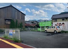 ミツマル SEDA店(MITSUMARU)の雰囲気（駐輪場は店前に２台、離れに８台（離れ駐車場から徒歩30秒））