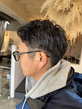 メロウ(mellow) ビジネスマン向け★ふんわりナチュラルパーマ