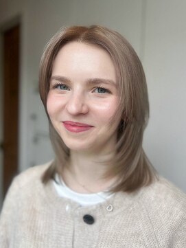 バロックトーキョー(BAROQUE TOKYO) ミディアムレイヤーカット/髪質改善カラー【表参道原宿美容室】