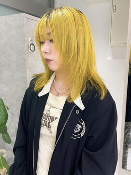 ムーン バイ ケンジ(moon by KENJE) 【hinari】体育祭カラー/イエローカラー/レイヤーカット