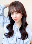 後れ毛が可愛い顔周りハイレイヤーロングチェリーブラウン