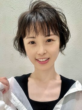 ステアケース 武蔵小杉店(stair:case) ショートパーマ大人可愛いショートボブハイライトカーキアッシュ