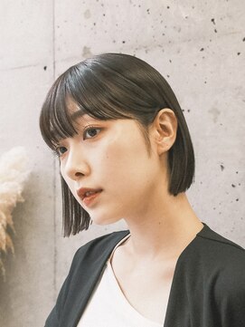 ガーデンヨコハマエスト(GARDEN YOKOHAMA est) ボブ　外ハネボブ　くびれヘア　夏　縮毛矯正　ハイライトカラー