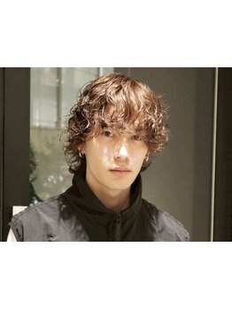トレンドのパーマデザインを汲み取りつつ、あなたに”似合う”を追求したメンズパーマをご提供★