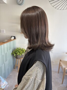 フォギーベージュ