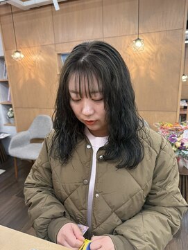 ヘアースペースブルーム プリュス 石橋店(HAIR SPACE BLOOM plus) 髪質改善パーマ/顔周りレイヤーカット/オリーブカラー/白髪ケア