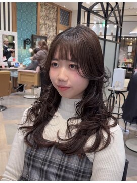 ザザ シンジュク(ZA/ZA shinjuku) ワンカールでふんわりが叶う！レイヤーカット