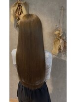 パーミル ヘア クマモト(permille ‰ hair Kumamoto)&nbsp;オリーブベージュ×うる艶