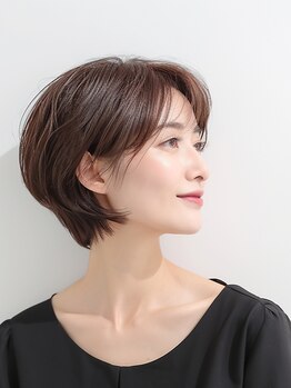 カラールーム 可部店(COLOR ROOM)の写真/【安佐北区可部】大人女性の洗練スタイルが叶う。頭皮に優しい薬剤で白髪染め、艶髪へ導く◎